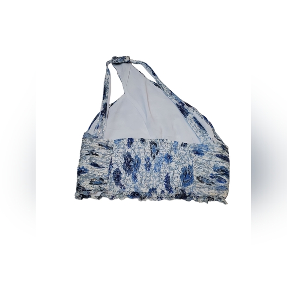 Revolve Tularosa Belen Batik Floral One-shoulder crop top size S - Picture 3 of 5